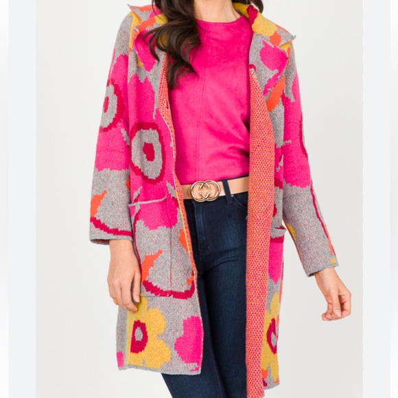 NEW TRENDING HAPPY FLOWERS SWEATER CARDIGAN GREY FUCHSIA BOUTIQUE - Picture 5 of 10
